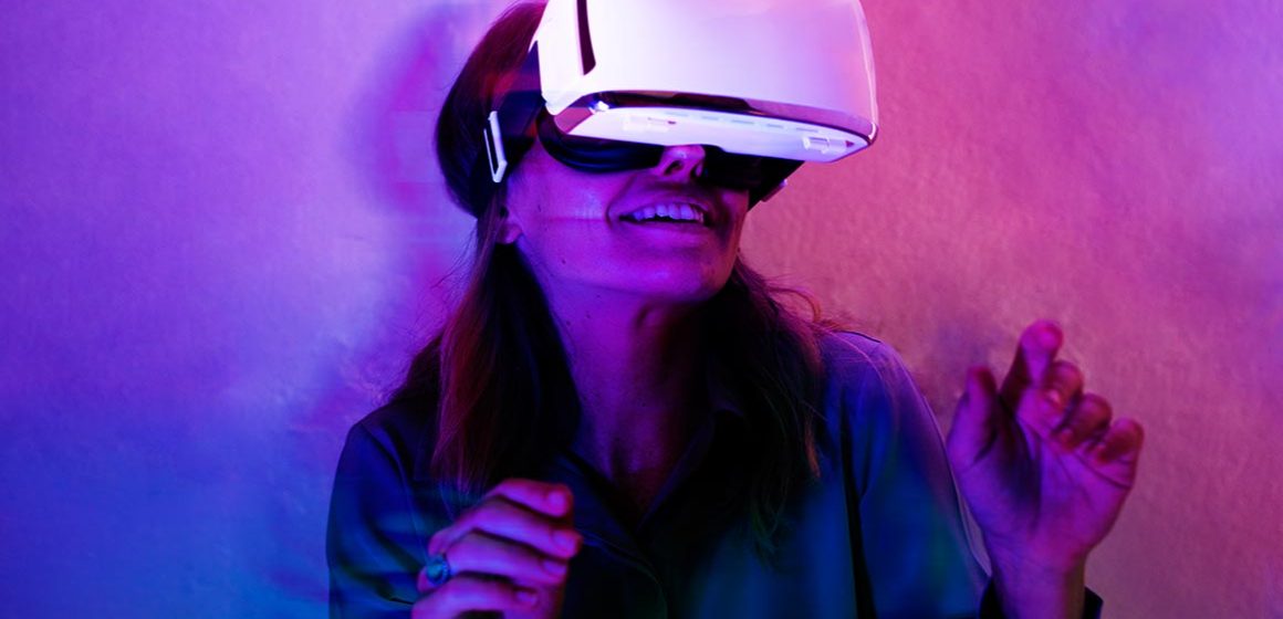 The Future : AI, VR and Smart Fabrics