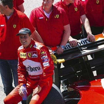 How does it Feel to drive an F1 Car?